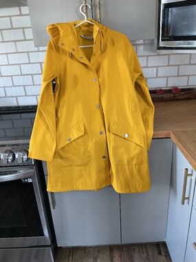 HH hooded raincoat